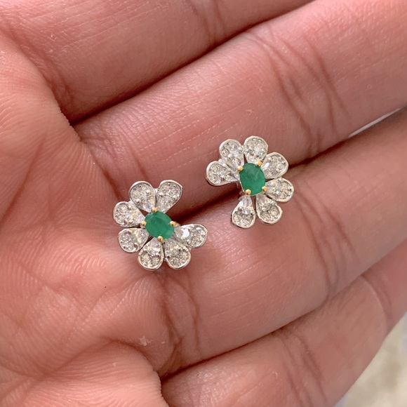 S925 Natural Zambian Emerald Flower Ring - Picture 13 of 16